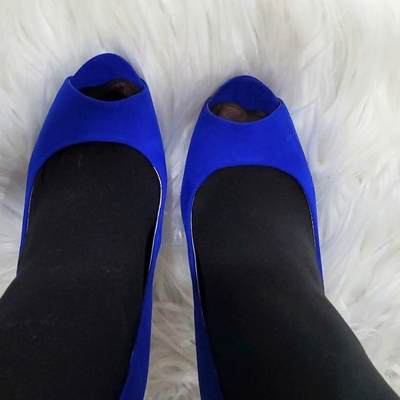 💙Guess suede blue shoes- size 6 - Picture 8 of 10